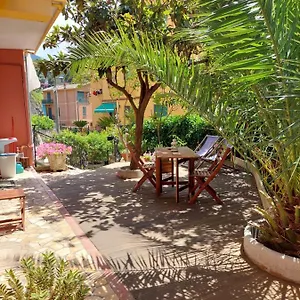  Guest house Albamare Italy